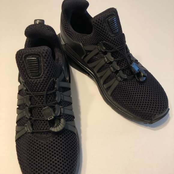 nike shox gravity women's black